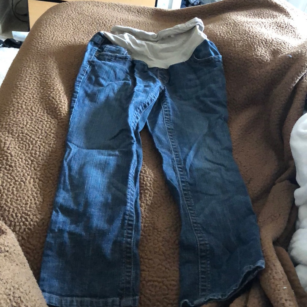 Maternity jean capris